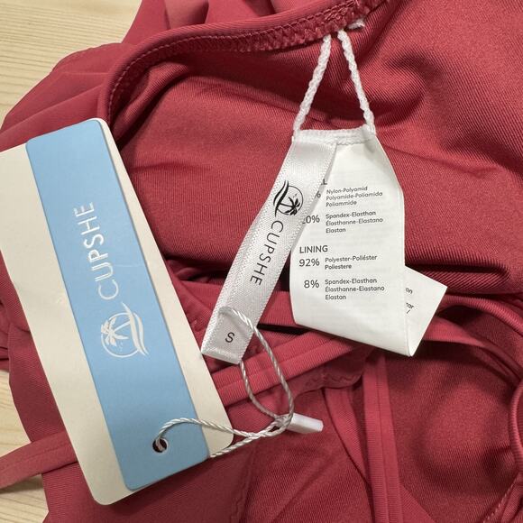 CupShe Swimsuit Women L Soft Red One Piece Halter Key Hole Padded - Picture 2 of 14